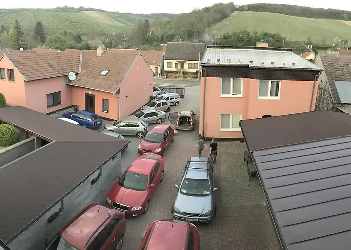 U Kraliku Gæstehus Kurdějov